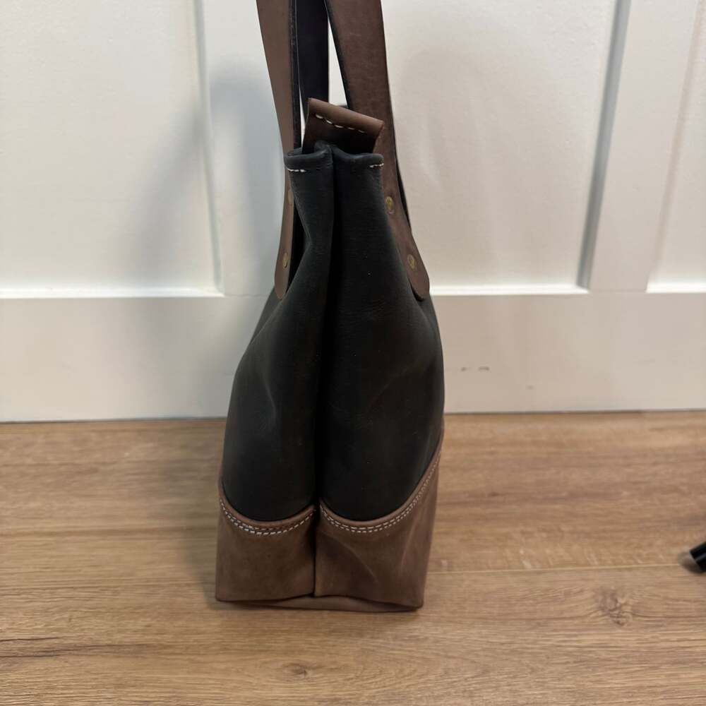 Gorgeous Handmade Leather Tote Shoulder Bag, one of a kind. - Picture 5 of 10